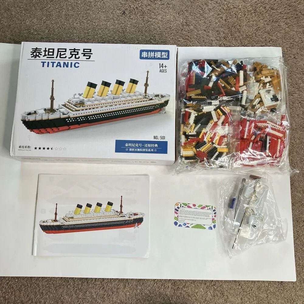Titanic Building Blocks Cruise Ship Mini Assemble Bricks Model Toys 1580pcs